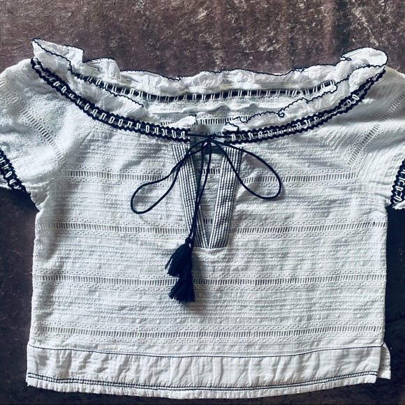 FINAL PRICE SAYLOR White Crochet Off Shoulder - Picture 5 of 9